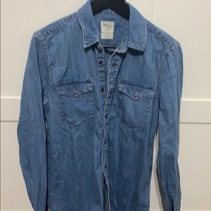 Men’s denim shirt